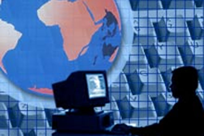 Iran warns pc users of new data-erasing malware