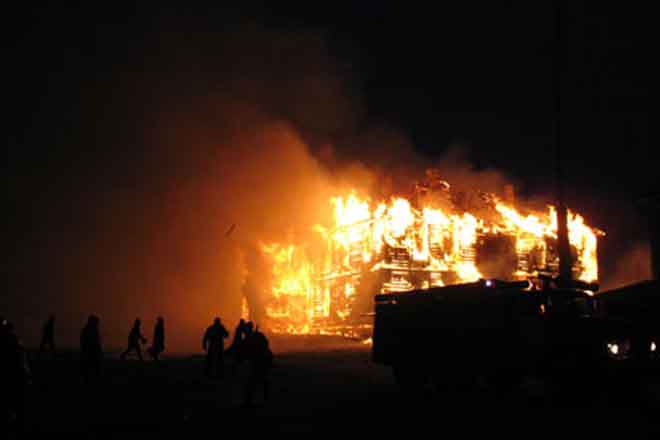 Hospital catches fire in Saudi Arabia, injuring about 30 people (UDPATE)