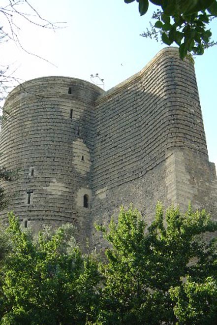 Suicide attempt of young girl prevented in Baku