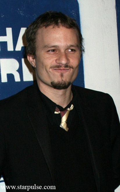 Ledger's family due to retrieve actor's body