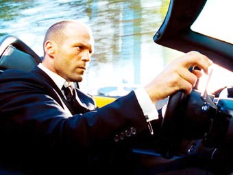 Jason Statham goes beyond tough-guy role in "Bank Job"