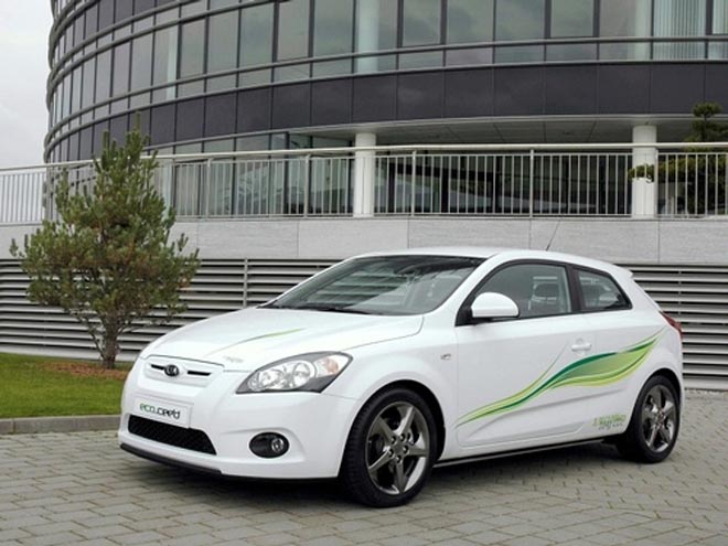 Kia eco_cee'd given 'green' light