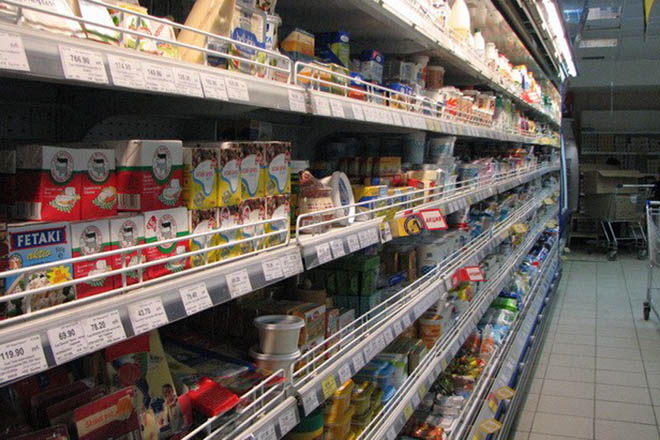 Enrichment of food with vitamins and minerals to improve public health