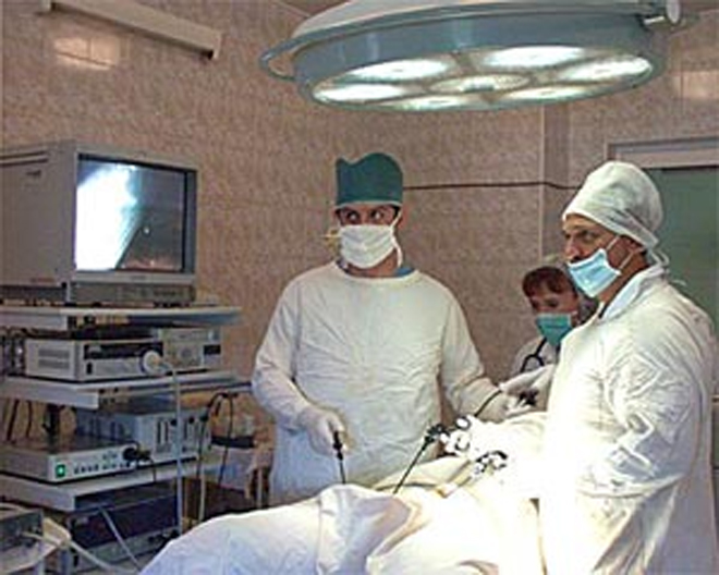 U.S. doctor uses "magic eraser" to remove terminal brain tumor