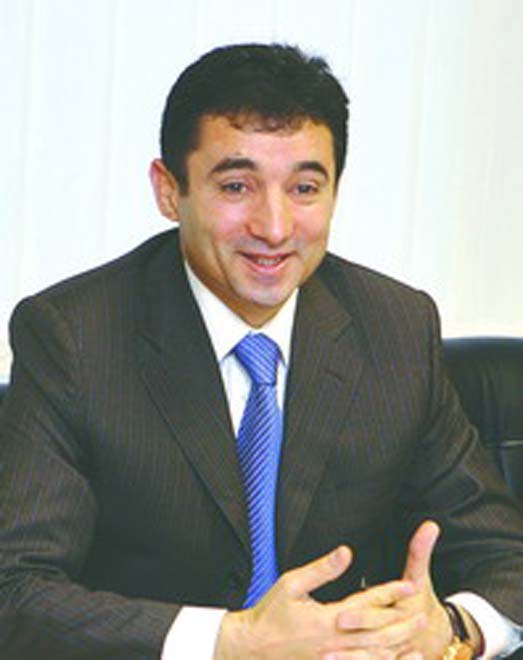 Azerbaijan's consul general in St Petersburg meets with governor of Leningrad