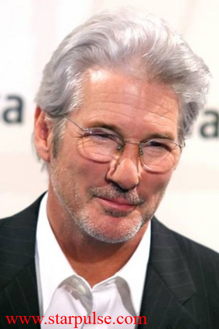 Court says OK for Gere to visit India