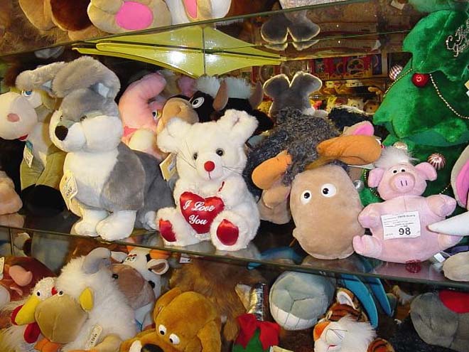 6,950 units of non-certified baby toys revealed at Baku shops