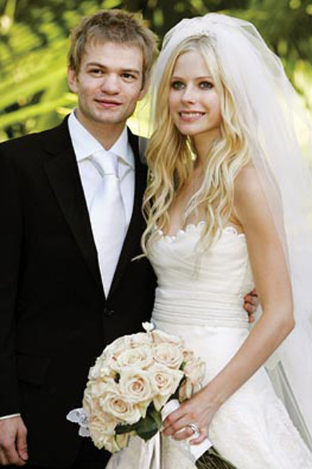 Avril Lavigne's Marriage On The Rocks?