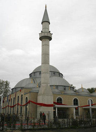 14th century Cairo mosque restored to glory