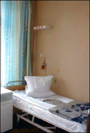Members of Ombudsman office visit clinic psychiatric hospital