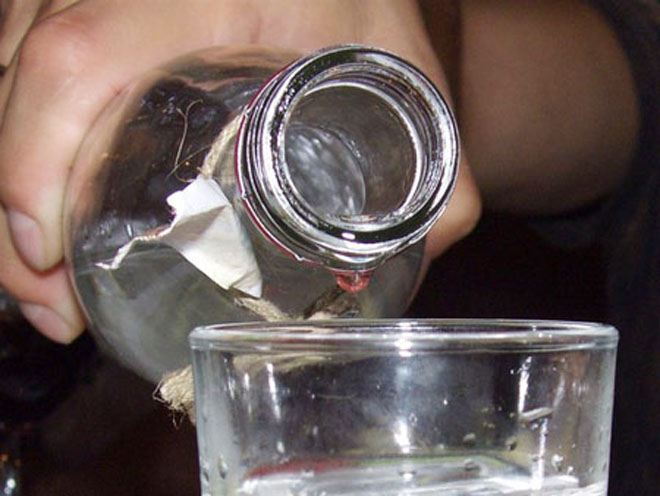 Counterfeit alcohol kills over 50 people in Iran