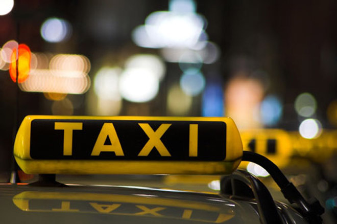 Taxi drivers block access to Brussels airport over police shooting