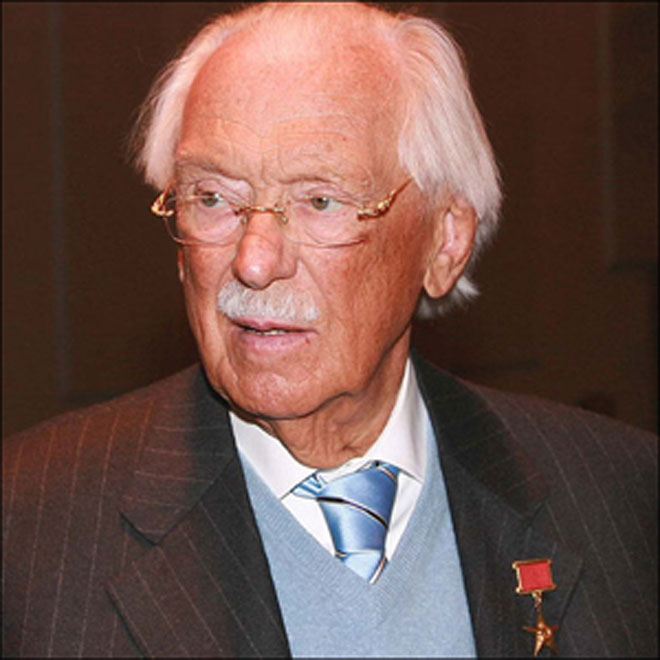 Poet Sergey Mikhalkov has died  (UPDATE)