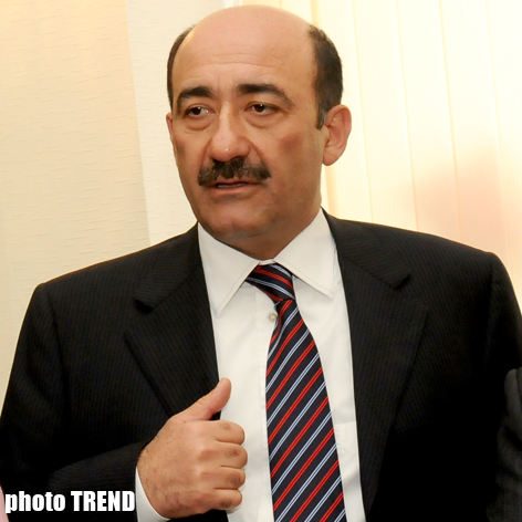 Azerbaijani minister meets with Iranian official