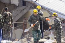 Rescuers retrieve dead body from ruins of blasted public facility (Updated 8) (PHOTO)