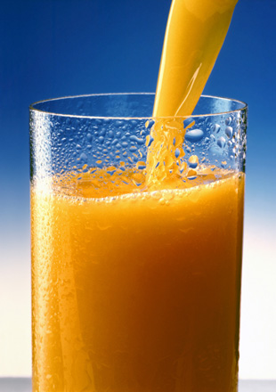Azerbaijan suspends production of expired soft drinks