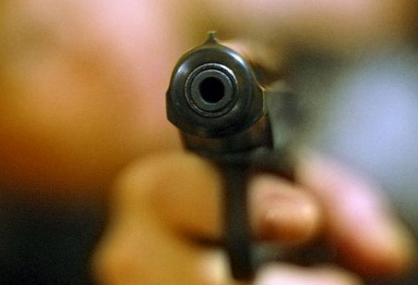 Police and smugglers clash in Iran