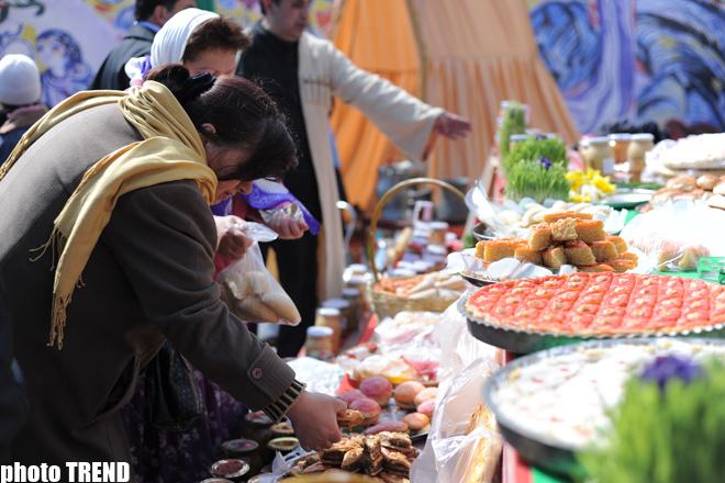 Azerbaijan marks Novruz holiday - photosession