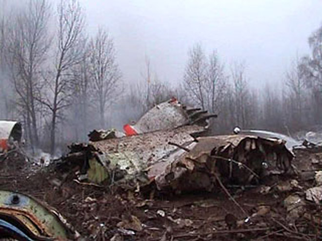 Poland to reconstruct fatal Smolensk crash on government jet