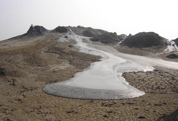 Azerbaijan explores correlation between mud volcanoes and earthquakes