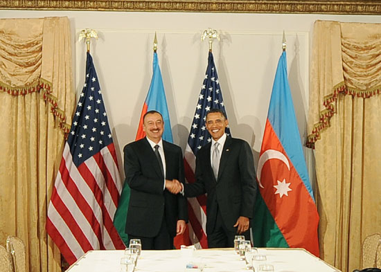 Barack Obama sends New Year's greetings to llham Aliyev