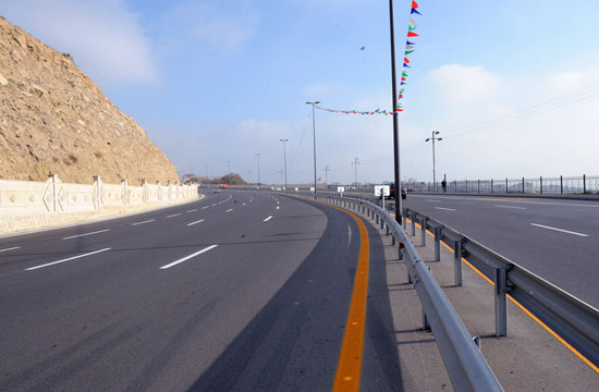 Azerbaijani President inaugurates Baku-Alat highway (PHOTO)