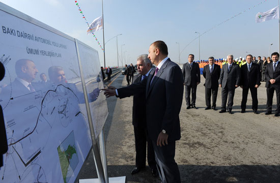 Azerbaijani President opens Baku beltway (PHOTO)