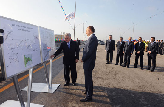 Azerbaijani President opens Baku beltway (PHOTO)