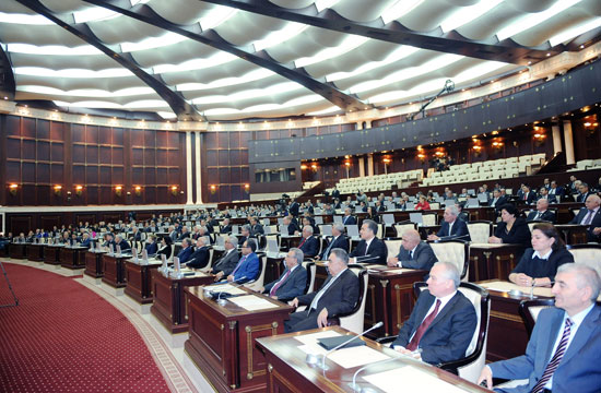 Azerbaijani President attends first session of parliament's fourth convocation (PHOTO)