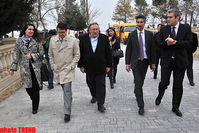 Depardieu wants to play Alexandre Dumas in Karabakh (PHOTO)