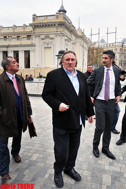 Depardieu wants to play Alexandre Dumas in Karabakh (PHOTO)