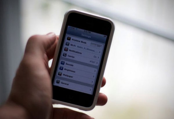 Services provision to blacklisted mobile phones to be punished in Azerbaijan