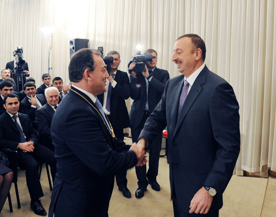 Azerbaijani President attends ceremony of National Olympic Committee (PHOTOS)