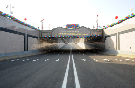 Azerbaijani President opens tunnels and pedestrian underpasses in Baku (PHOTO)