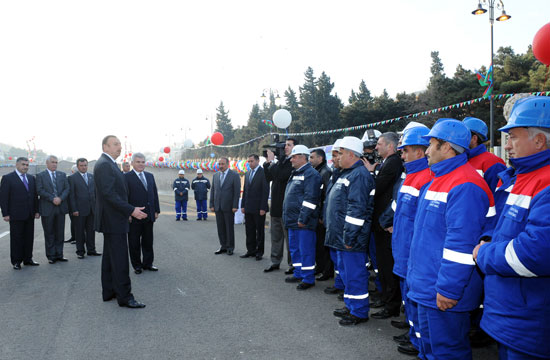 Azerbaijani President opens tunnels and pedestrian underpasses in Baku (PHOTO)