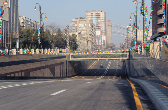 Azerbaijani President opens tunnels and pedestrian underpasses in Baku (PHOTO)