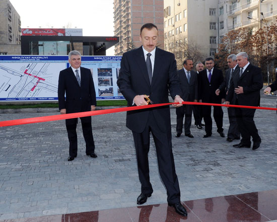 Azerbaijani President opens tunnels and pedestrian underpasses in Baku (PHOTO)