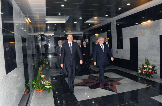Azerbaijani President opens tunnels and pedestrian underpasses in Baku (PHOTO)