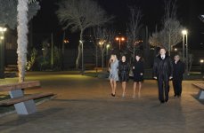 President of Azerbaijan inaugurates new park at seaside (PHOTO)