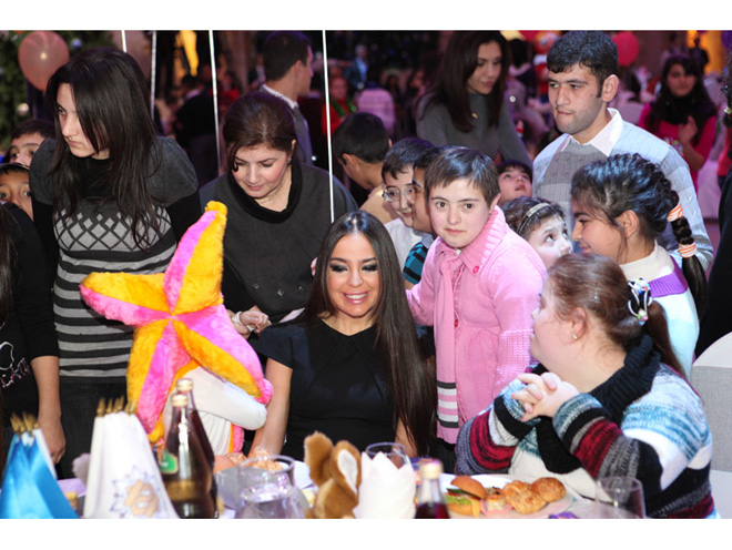 Heydar Aliyev Foundation organizes New Year celebrations for orphans (PHOTOS)