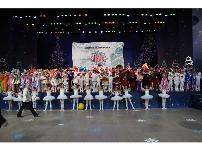 Heydar Aliyev Foundation organizes New Year celebrations for orphans (PHOTOS)