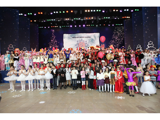 Heydar Aliyev Foundation organizes New Year celebrations for orphans (PHOTOS)