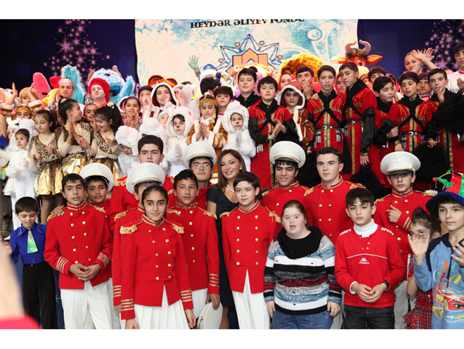 Heydar Aliyev Foundation organizes New Year celebrations for orphans (PHOTOS)