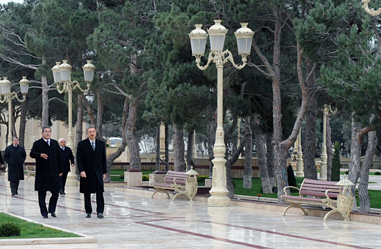 President Ilham Aliyev opens Heydar Aliyev Park, Heydar Aliyev Center and "Jirtdan" entertainment center (PHOTOS)