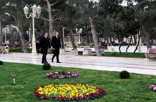 President Ilham Aliyev opens Heydar Aliyev Park, Heydar Aliyev Center and "Jirtdan" entertainment center (PHOTOS)
