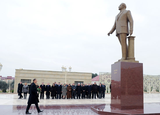 President Ilham Aliyev opens Heydar Aliyev Park, Heydar Aliyev Center and "Jirtdan" entertainment center (PHOTOS)