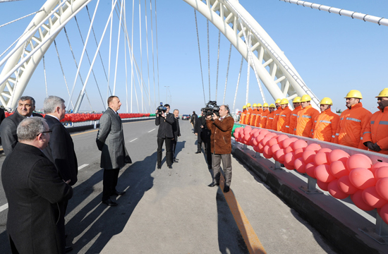 Azerbaijani President inaugurates pedestrian overpass, pedestrian underpass, road junctions and Central Dispatcher Service of Bakuelektrikshebeke (UPDATE) (PHOTOS)