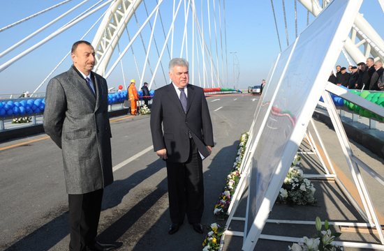 Azerbaijani President inaugurates pedestrian overpass, pedestrian underpass, road junctions and Central Dispatcher Service of Bakuelektrikshebeke (UPDATE) (PHOTOS)