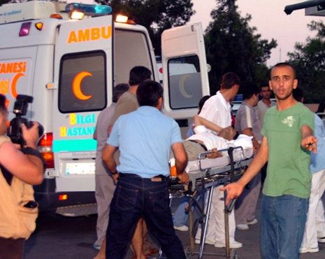 3 dead in suicide attack on Turkish ruling party offices