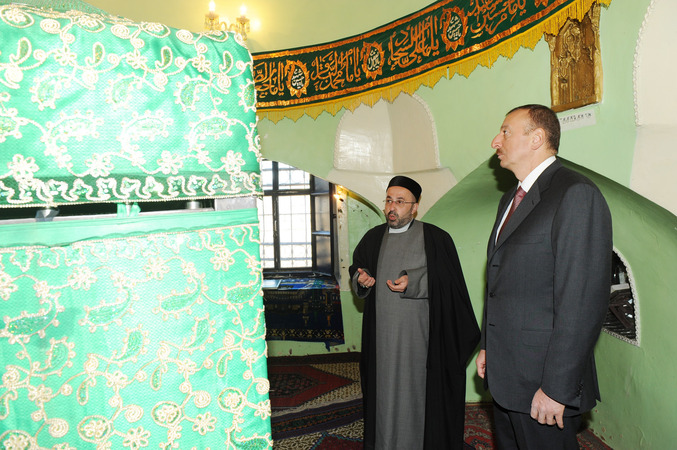 President of Azerbaijan got acquainted with reconstruction works in religious complex "Imamzade" in Ganja city (PHOTO)